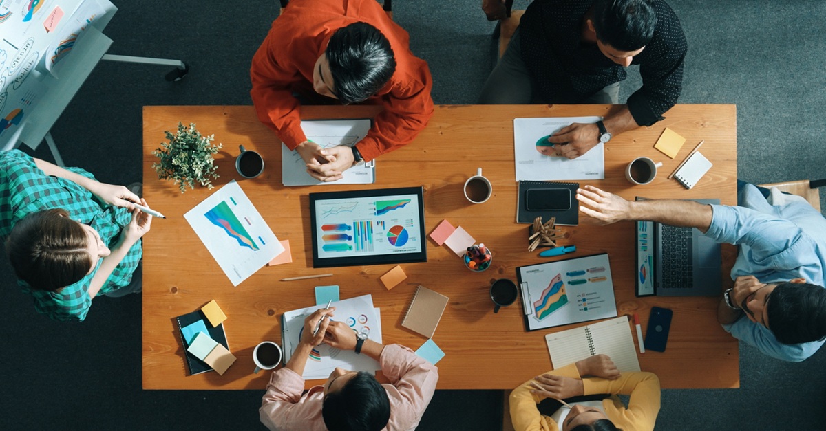 Commencez l’année en beauté : 10 questions essentielles que toute équipe informatique devrait se poser